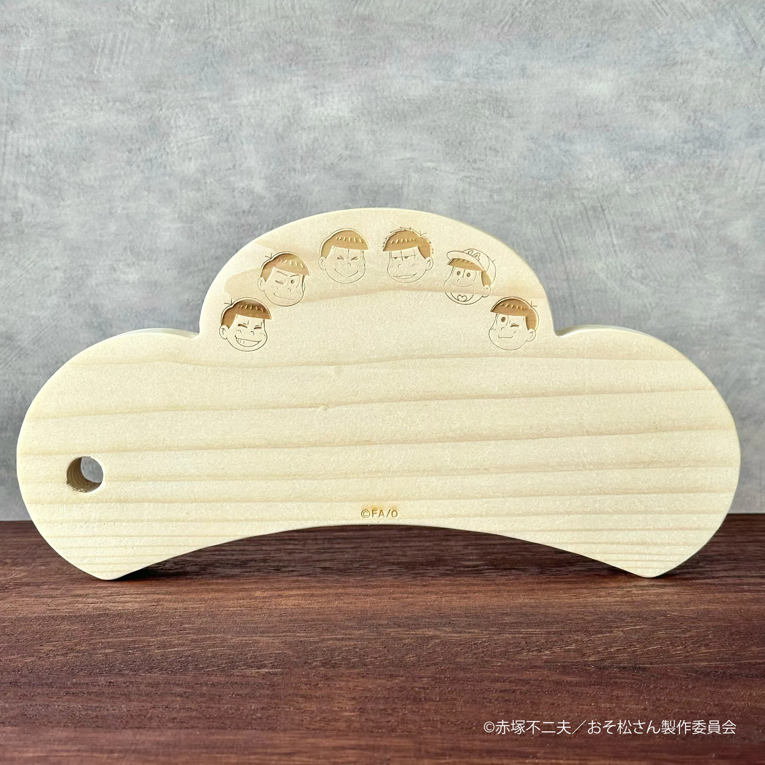 オープンイノベーションとして、木材の会社とともにつくったキャラクターグッズ