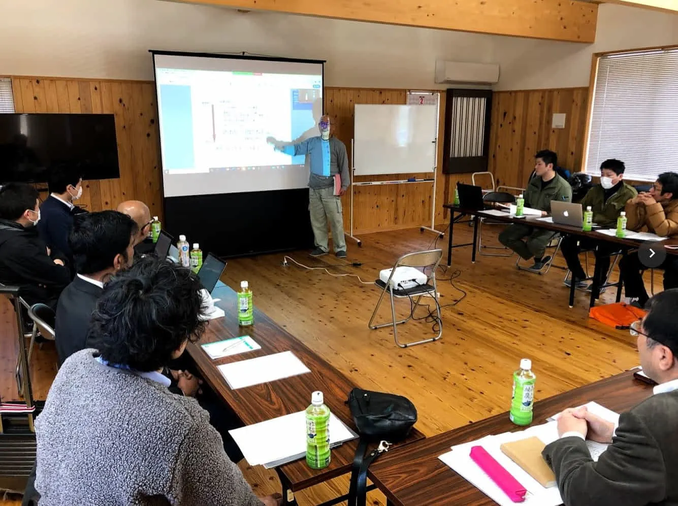 社内勉強会風景