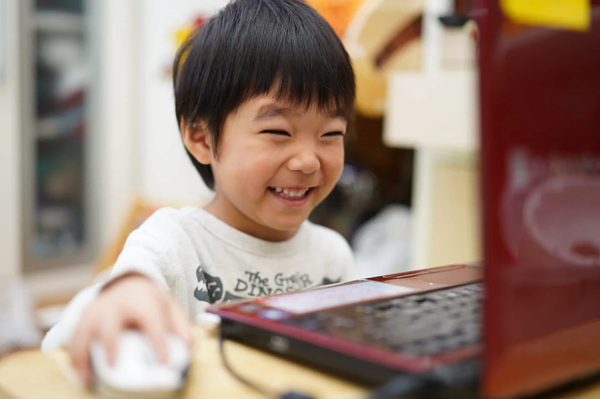 言語で人をつなぎましょう！
外国籍社員や家庭のサポートをもっと充実させませんか。
