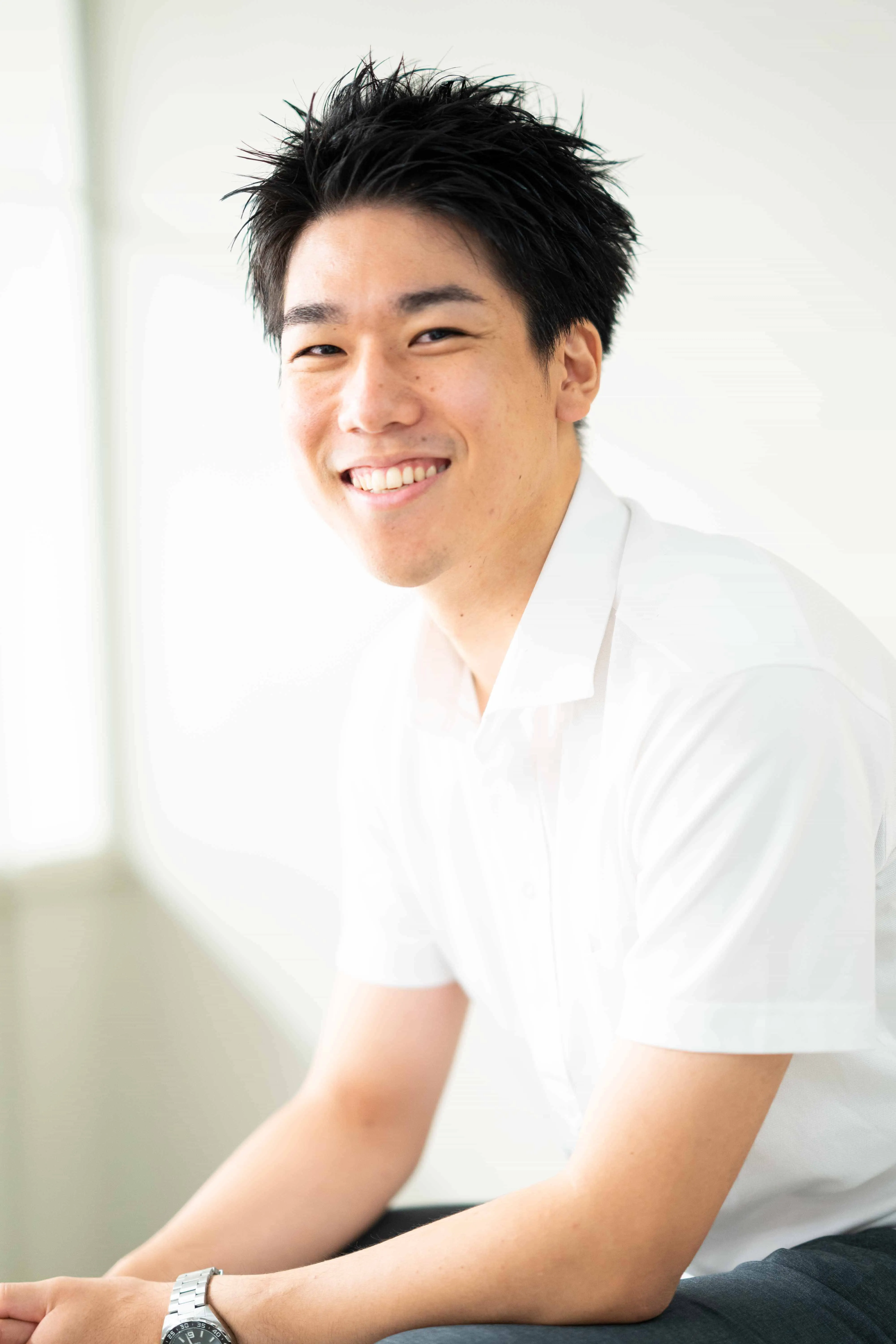 COOは 一橋大学 経済学部出身の糸井達哉です。