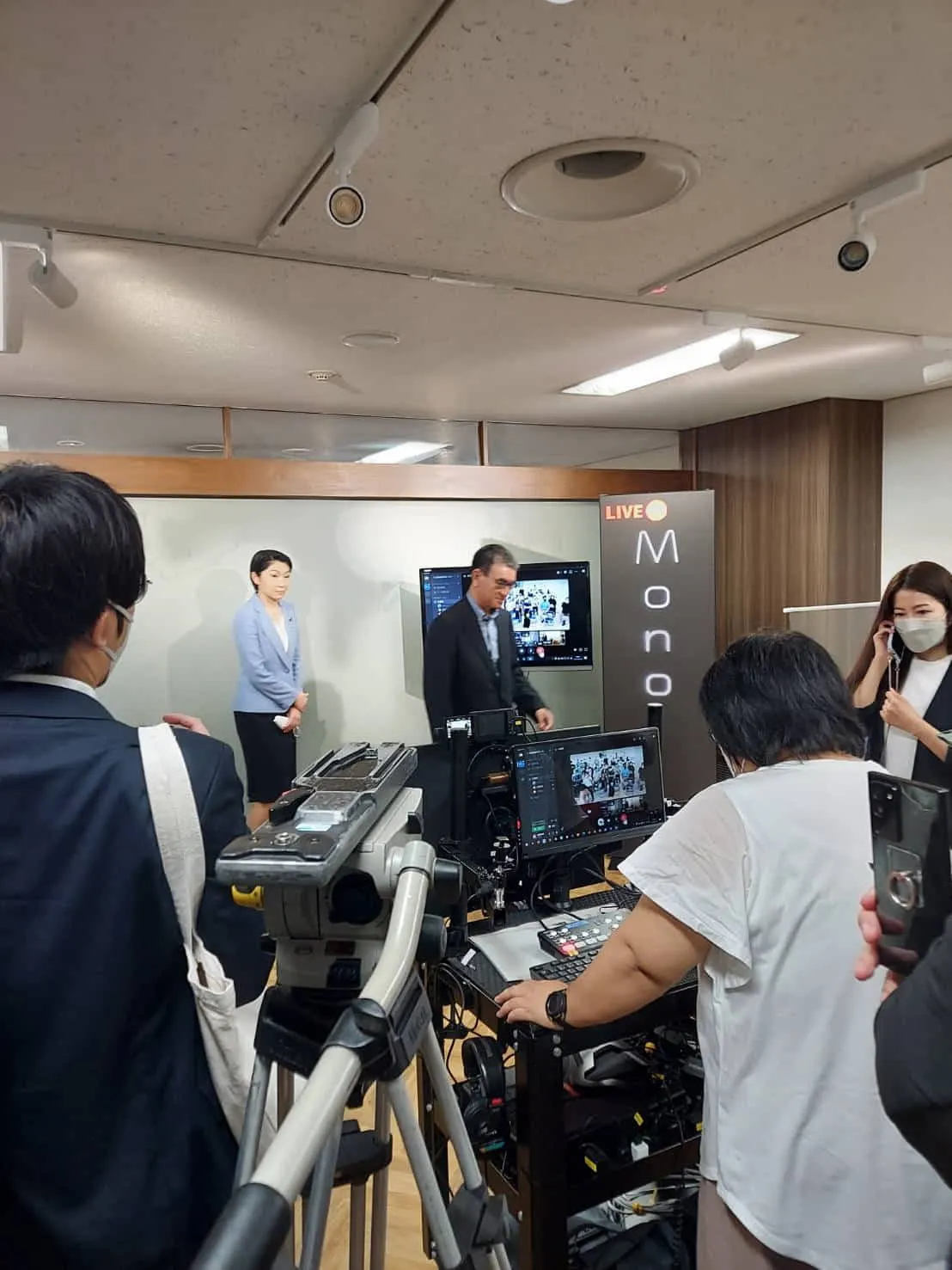自民党本部にてLEDサイネージの設置・運用を致しました