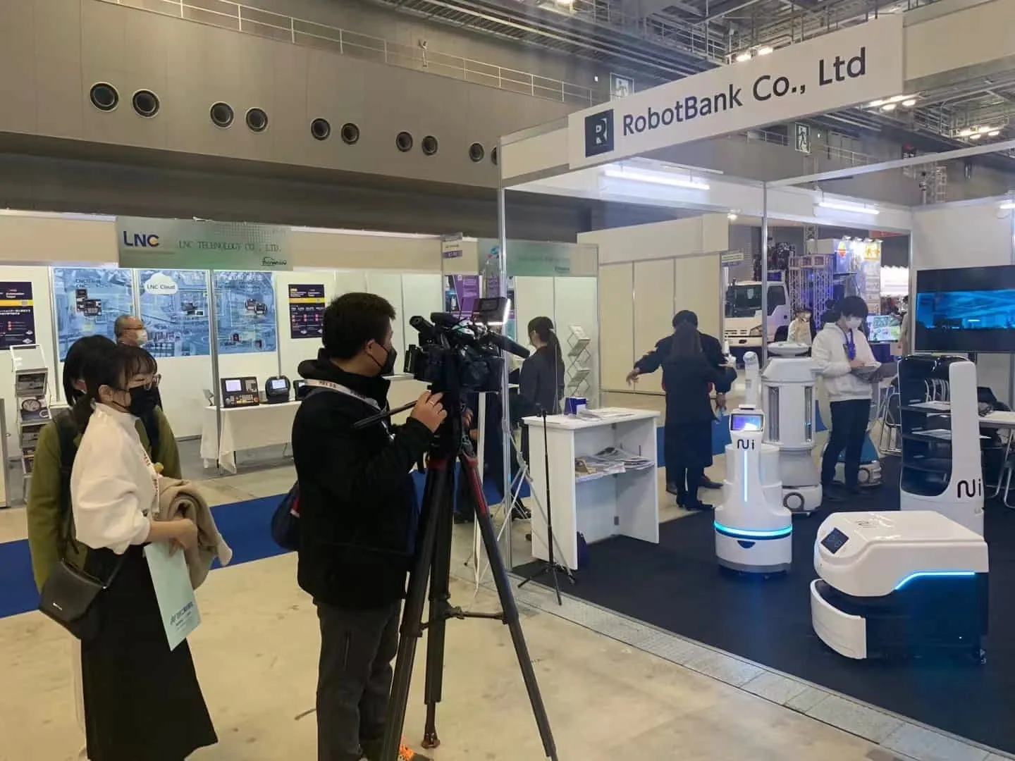 2022年ワールド ロボット ショー TV局取材