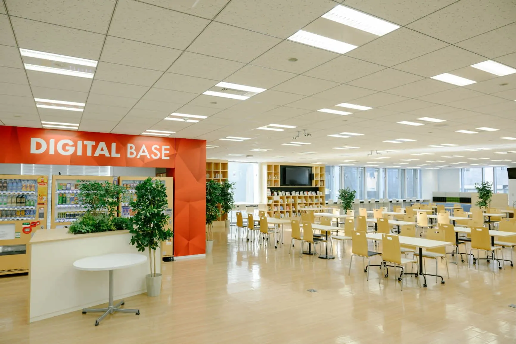 株式会社オプト　休憩室風景