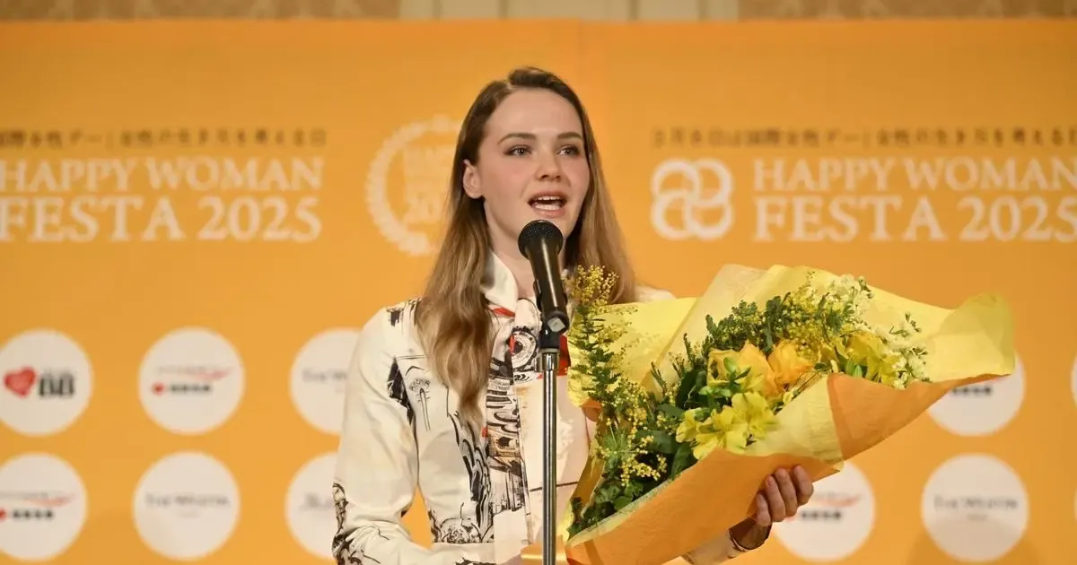 国際女性デー表彰式｜ HAPPY WOMAN AWARD 2025 for SDGs 」表彰式中のスピーチ（Flora株式会社代表：クレシェンコ  アンナ）