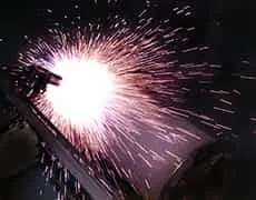 高温になりそうに見えますが基材温度は200℃までで施工いたします