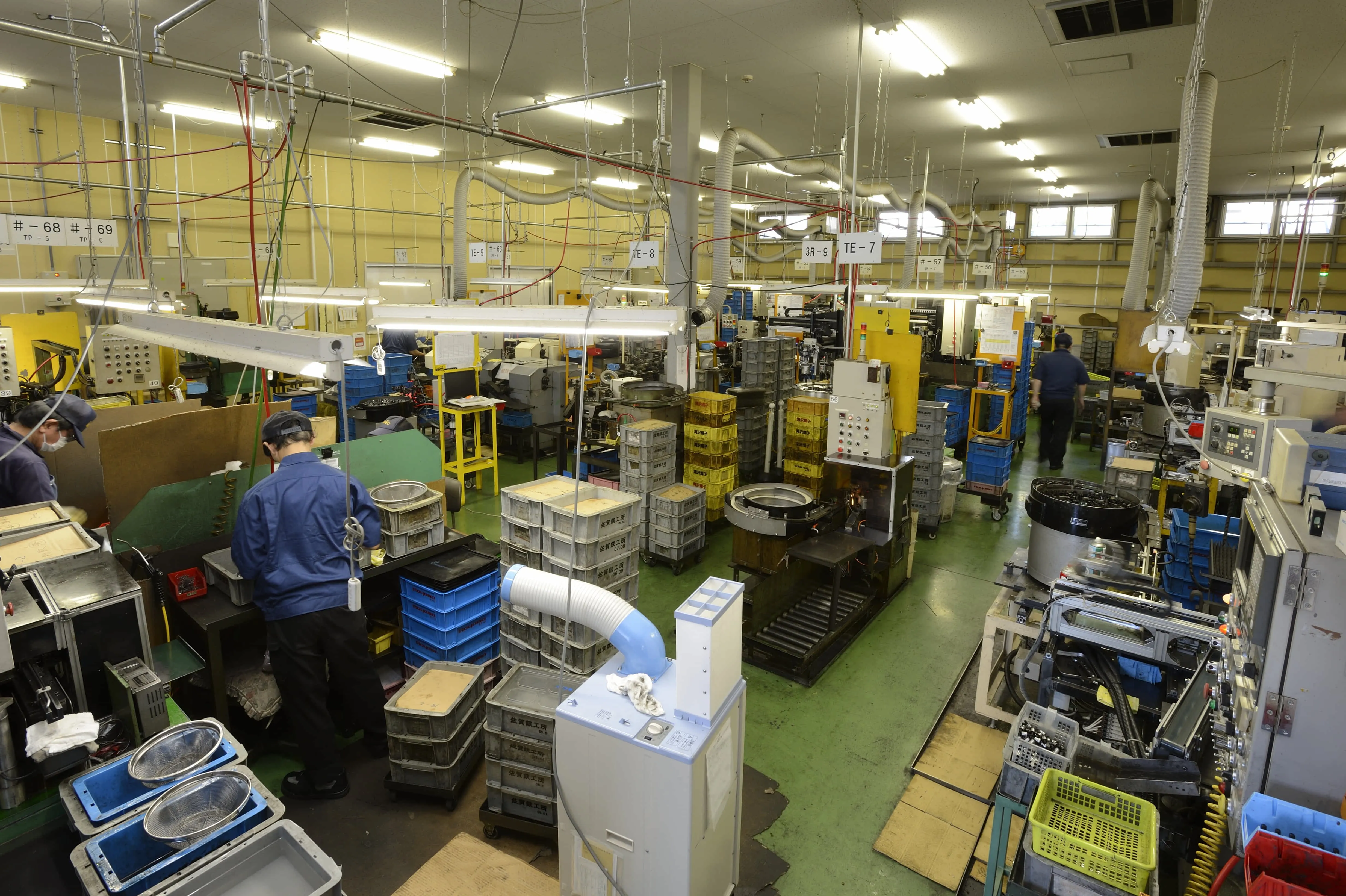 弊社第2工場　　4か所の工場で加工、検査を行っています。