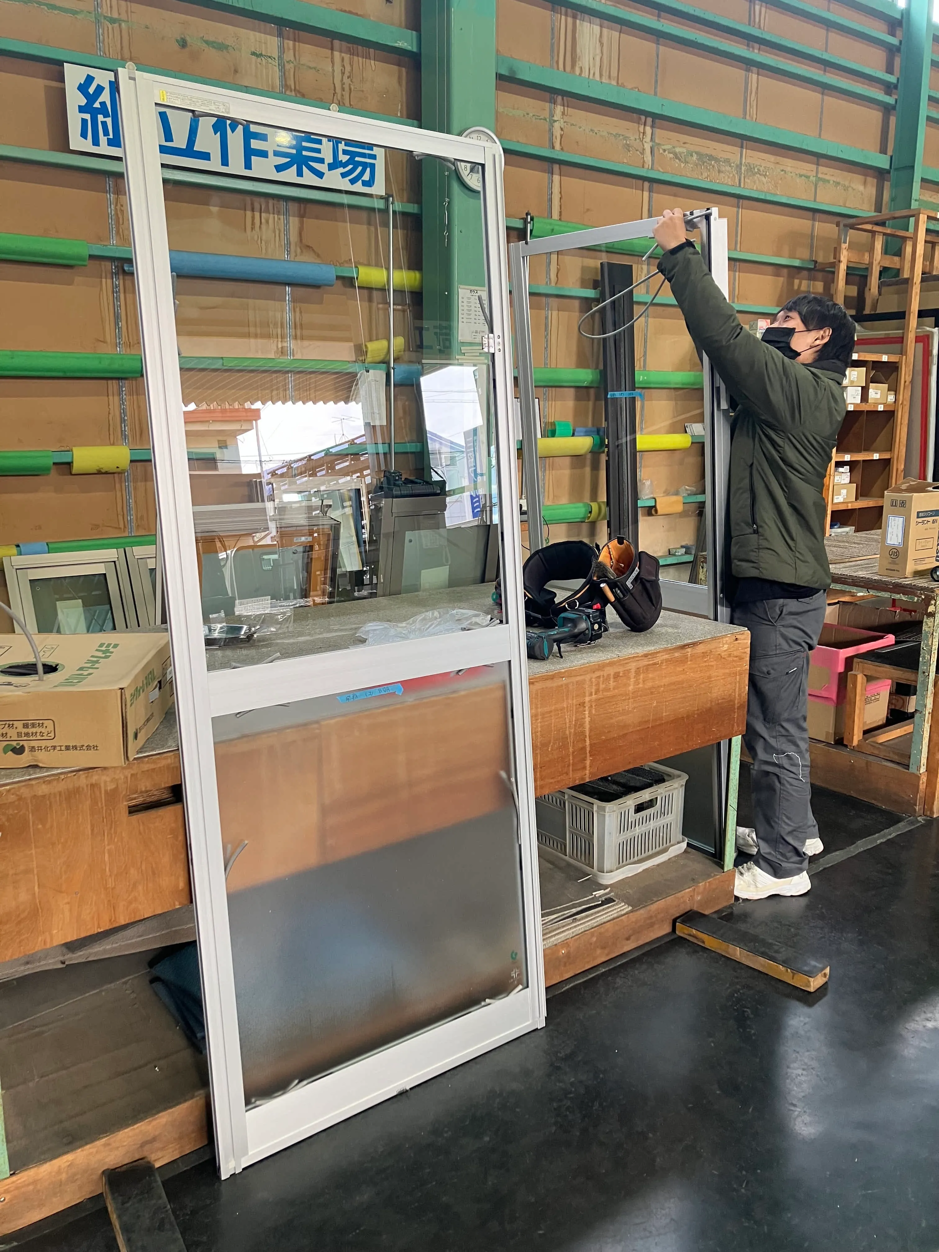 組み立て作業の様子