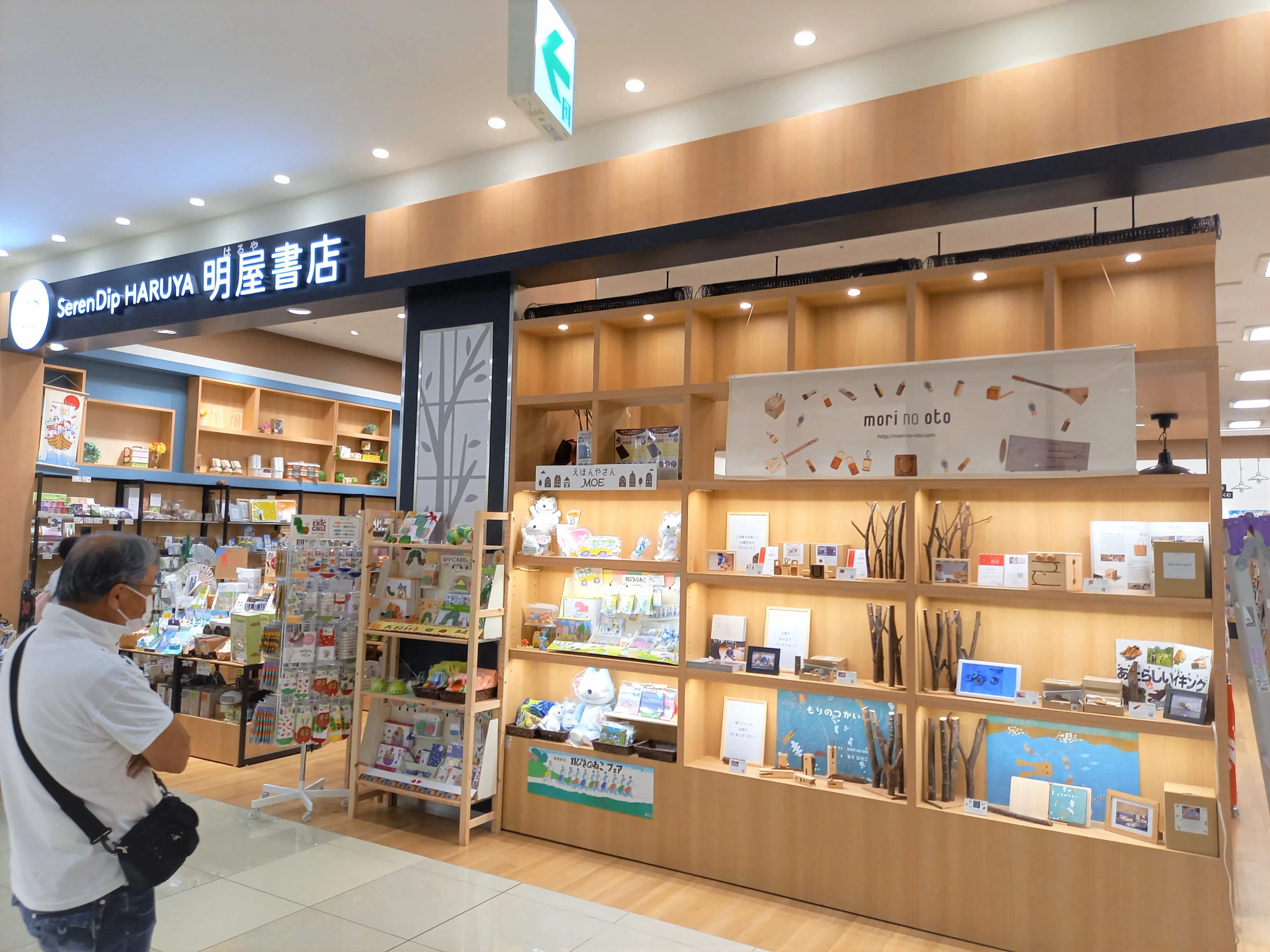 ブランドストーリーを体現する物販POPUP
