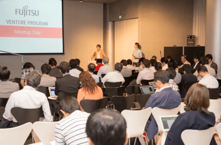 【特集インタビュー】4期目を迎える富士通アクセラレータプログラム。IoT、クラウド、AI部門の各担当者が、スタートアップに期待することとは？