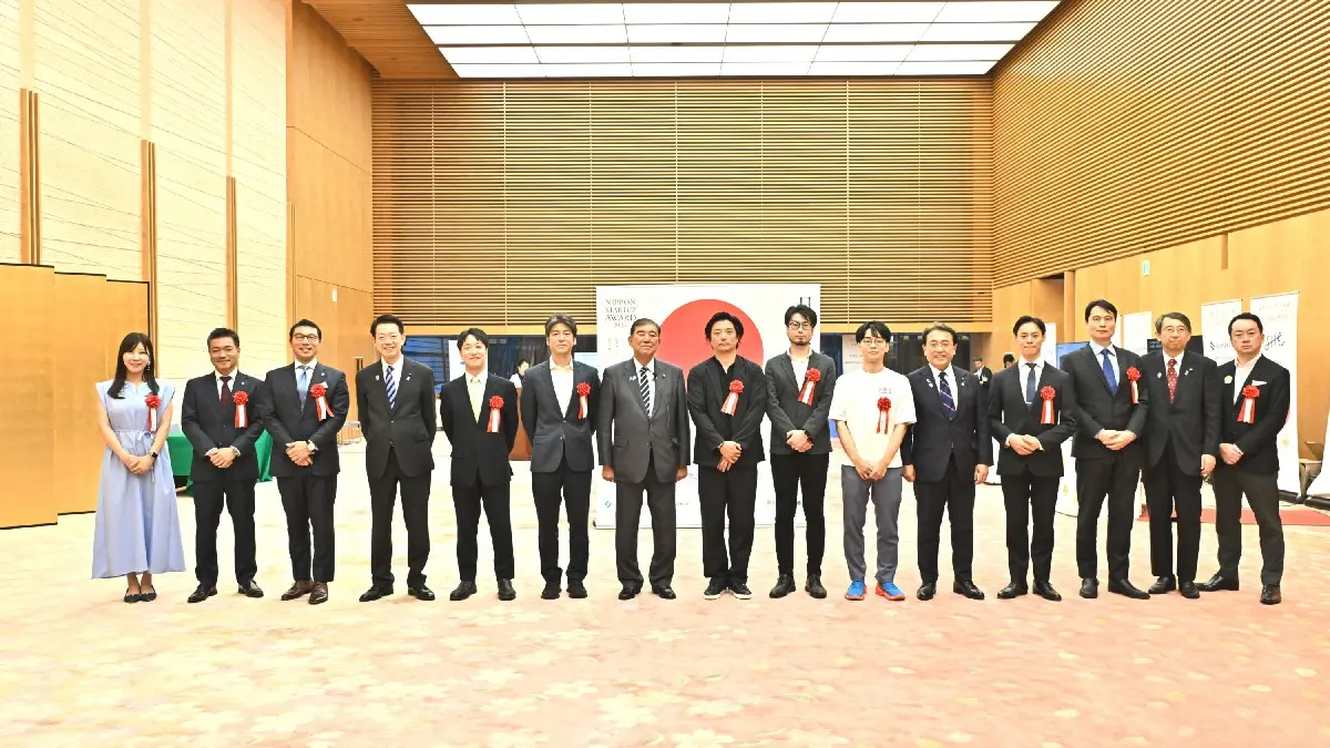 e22c2dc5e8abe7050a9dfde77266c275a5b9637fa2ee7047f3cd8a1eba10aef2