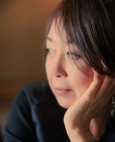 秋元万里子