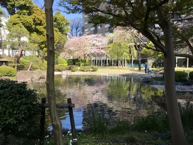 共田　太志