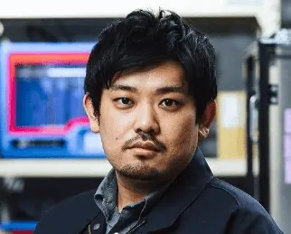 儀間 匠