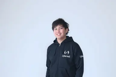 泉水 亮介
