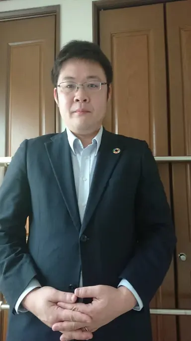 上村　公謙