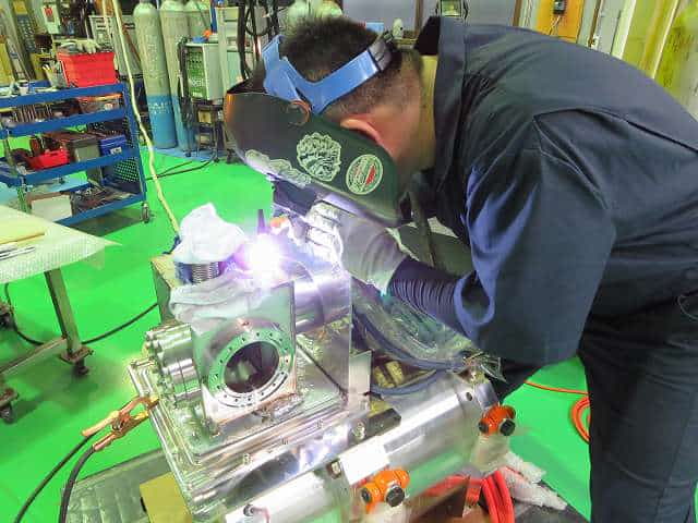 超電導自動車用モーター試作開発