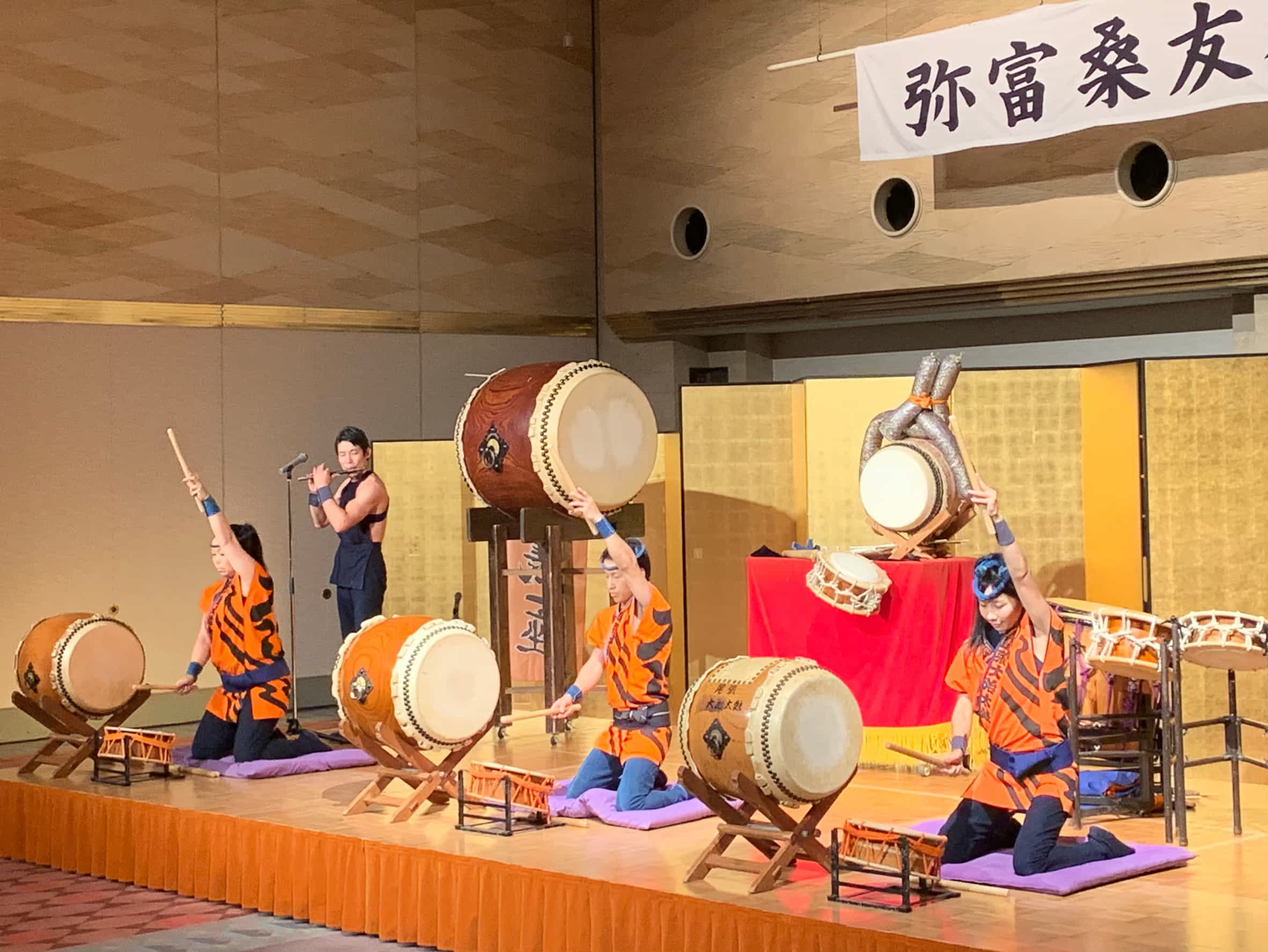 出張和楽器演奏「和太鼓・獅子舞」