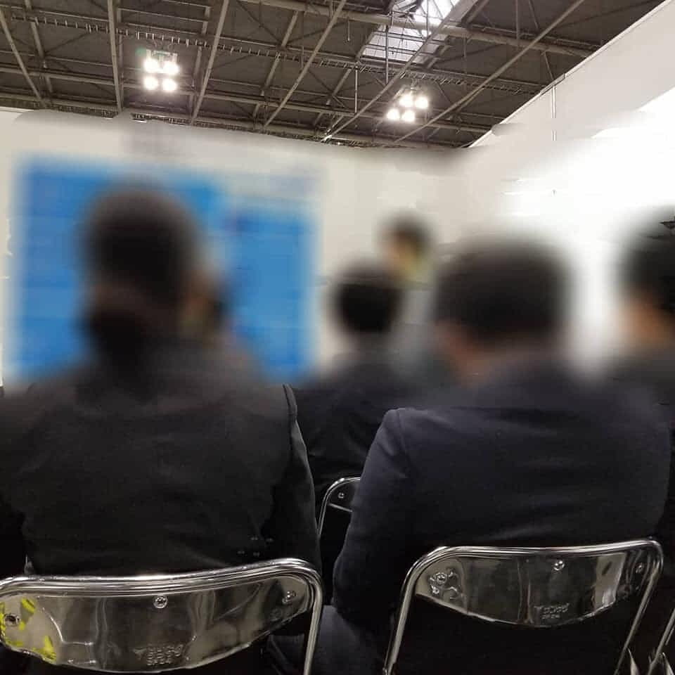 就活イベントでブース集客と会社説明代行