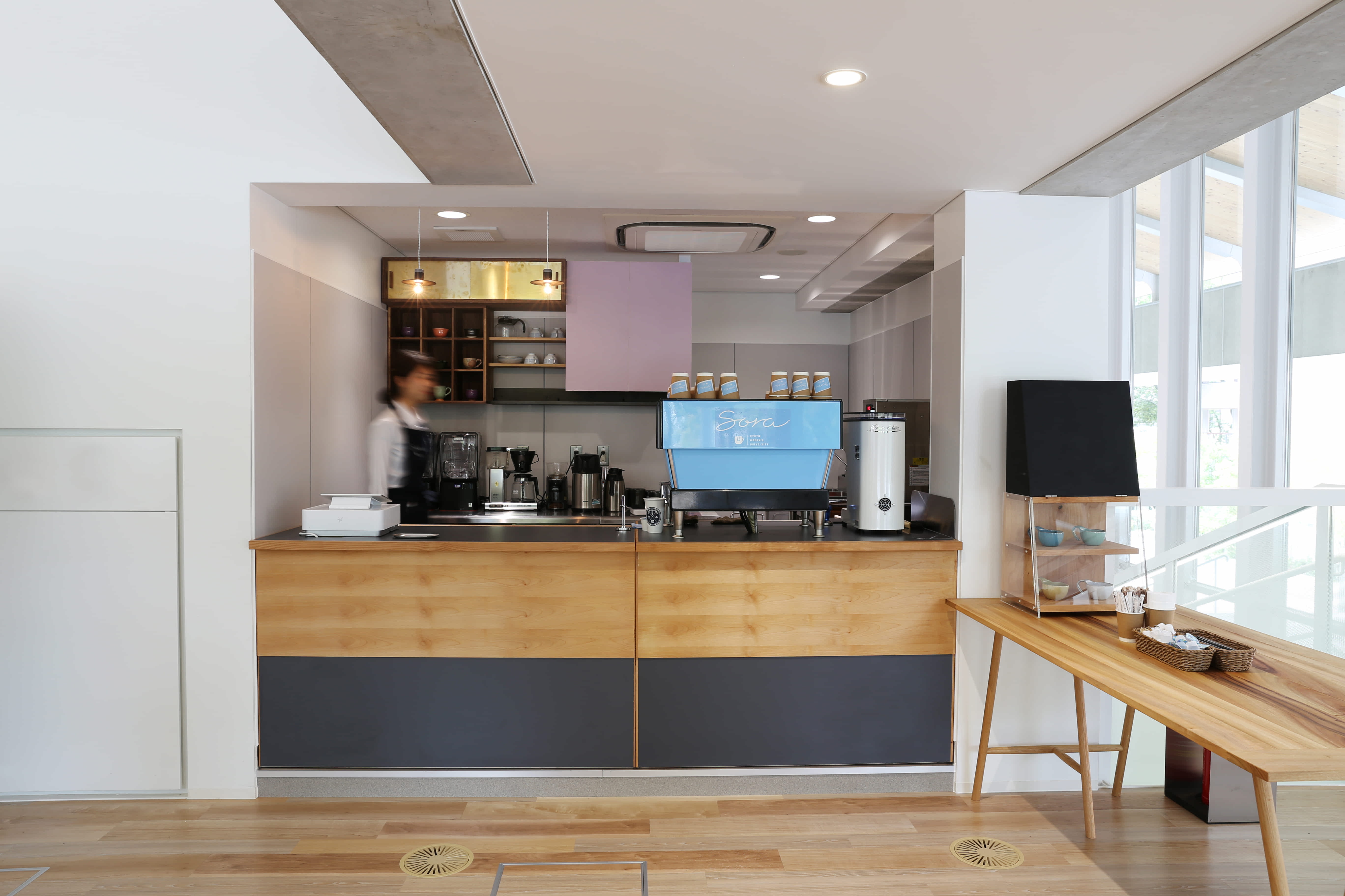U-CAFE SORAを京都女子大学図書館内にオープン