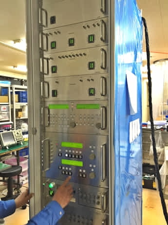 ウェハ欠陥検査装置用電源システム