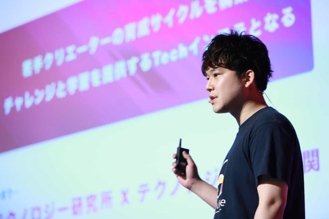 高橋弘至
