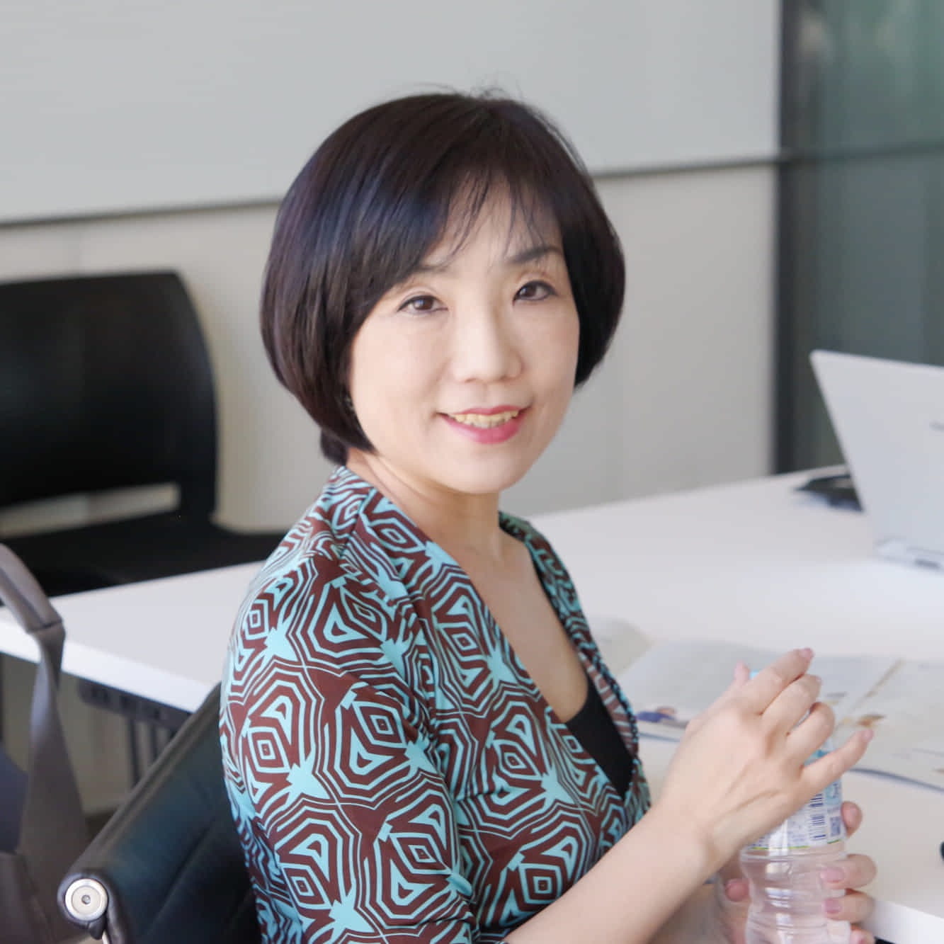 日野佳恵子